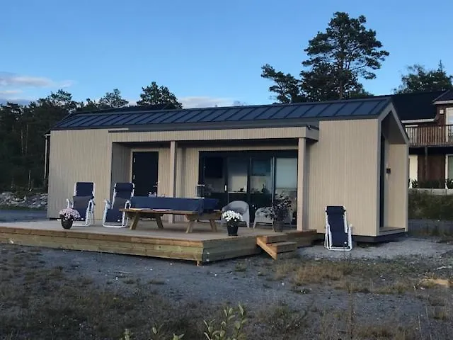 Hytte Med Sjoutsikt Og 20 Min Fra Dyreparken